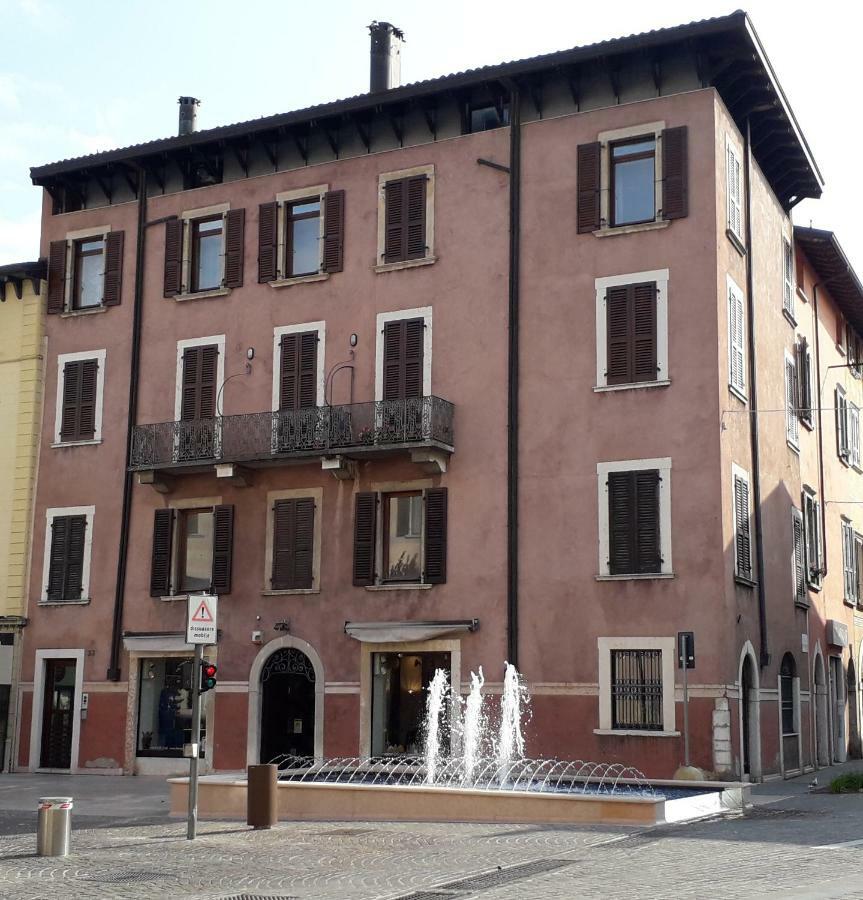 Casa Regina Apartment Salo Exterior photo